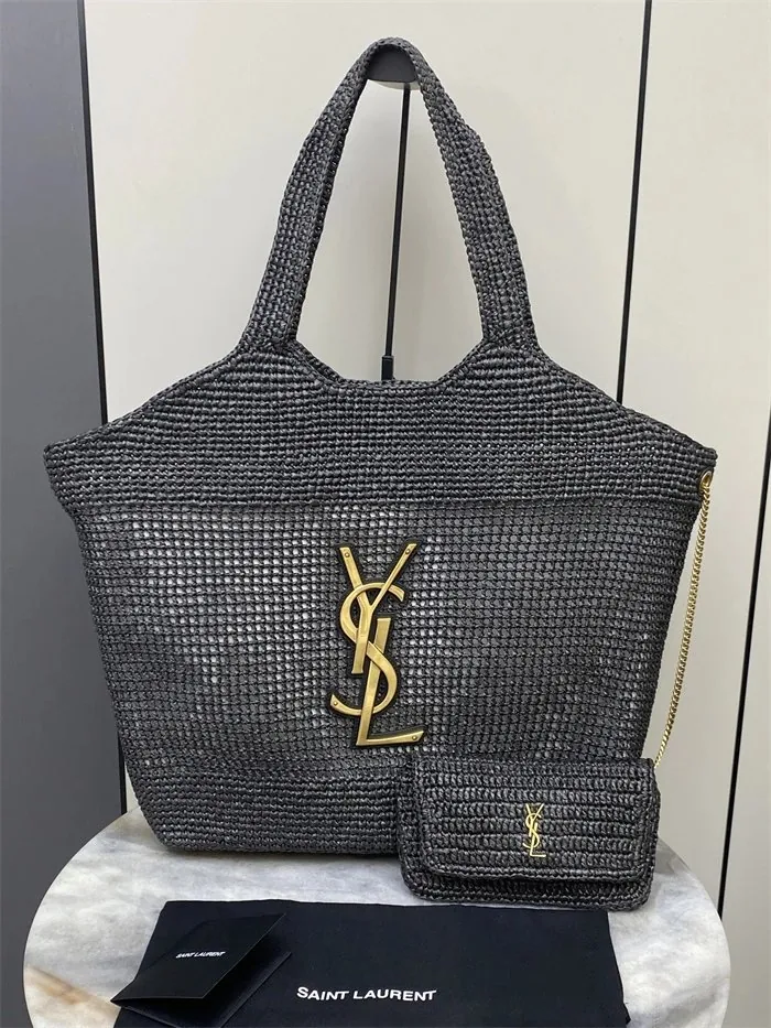Saint Laurent Leather Shoulder Bag — photo 11