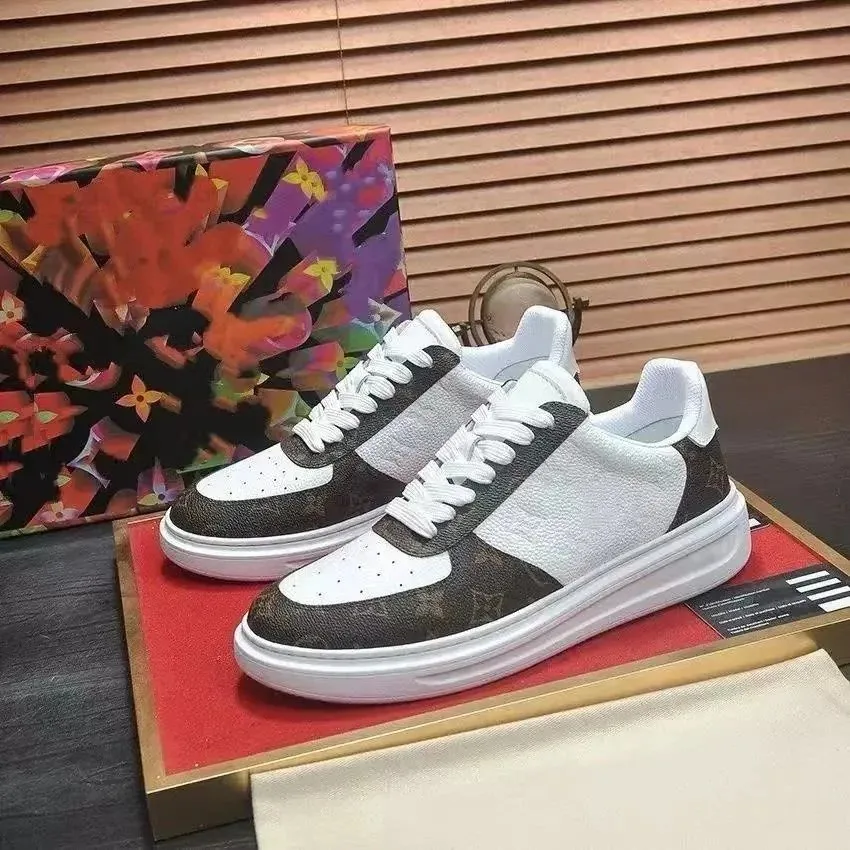 Louis Vuitton LV Trainer White Low-Top Trainers — Photo 2