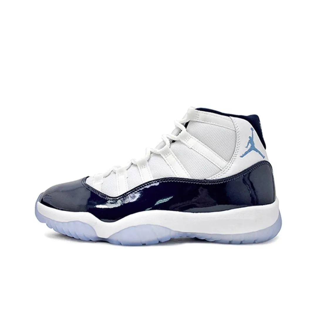 Air Jordan 11 Black Sneakers — Photo 12