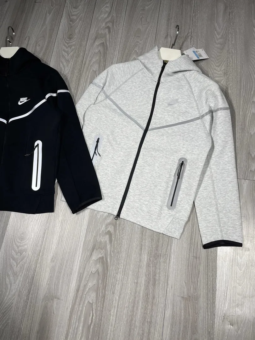 Nike Tech Windrunner Reflective Hoodie — QC