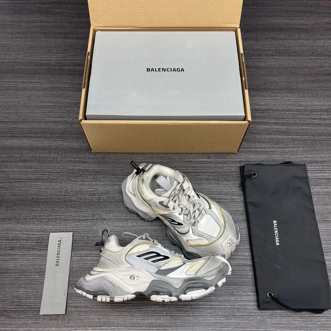 Balenciaga Cargo Sneaker Black Bigfoot Chunky Sneakers — Photo 7