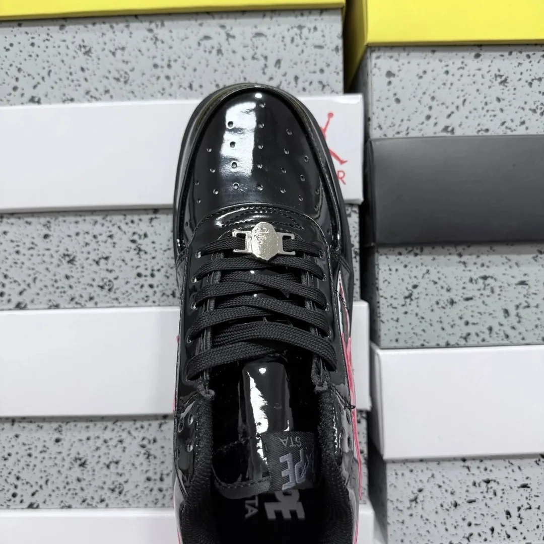 Bape Sta Shark Face Low-Top Sneakers — photo 11