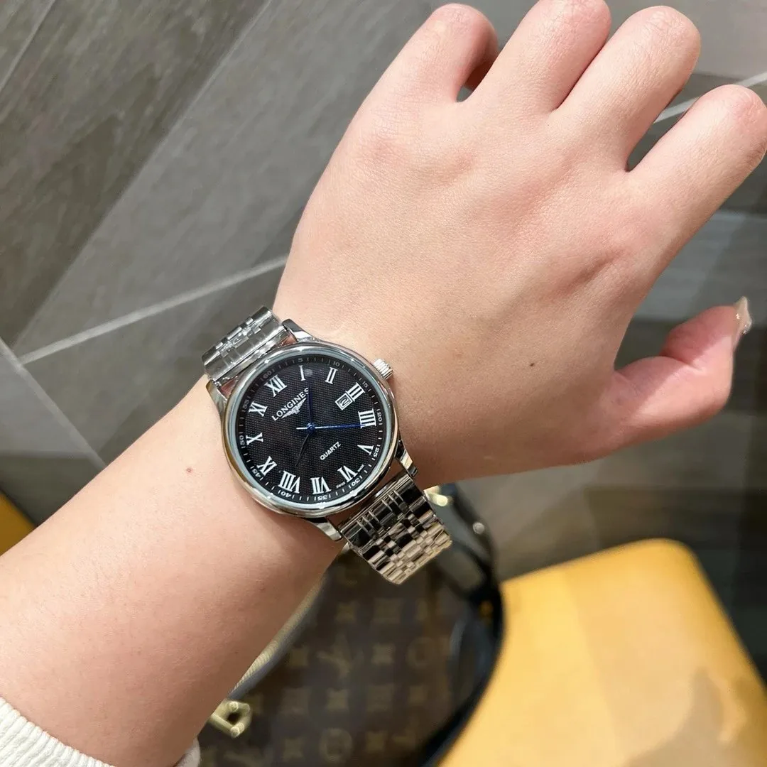Classic Series Watch — Photo 7