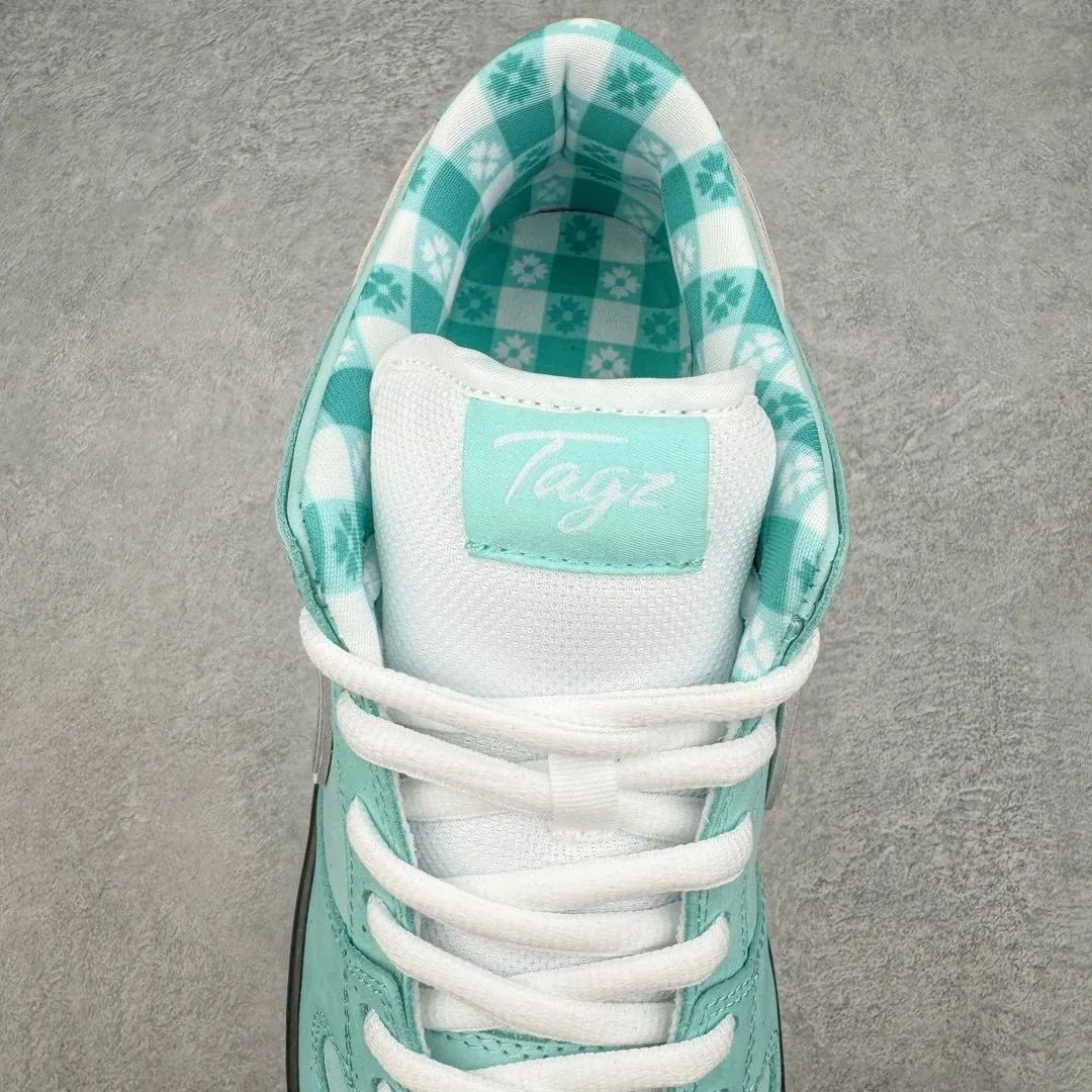 Nike Dunk Low Tiffany — QC