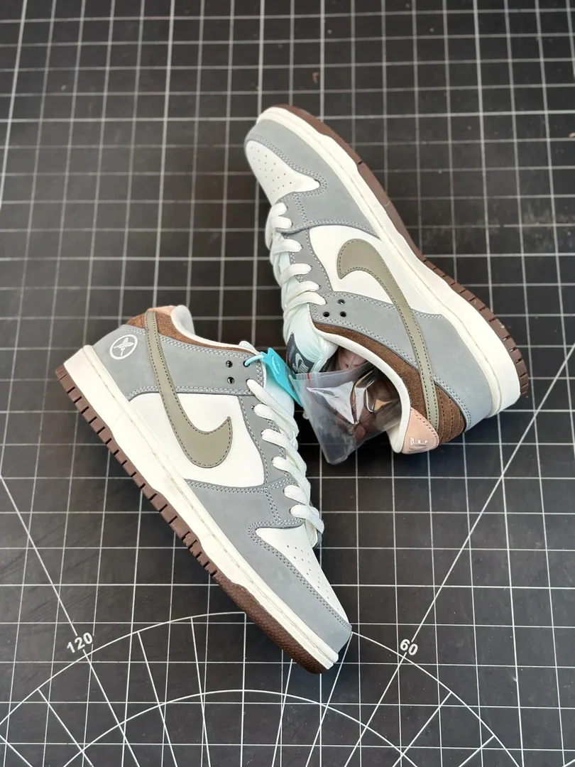 Nike Dunk Low Soft Grey — Photo 8