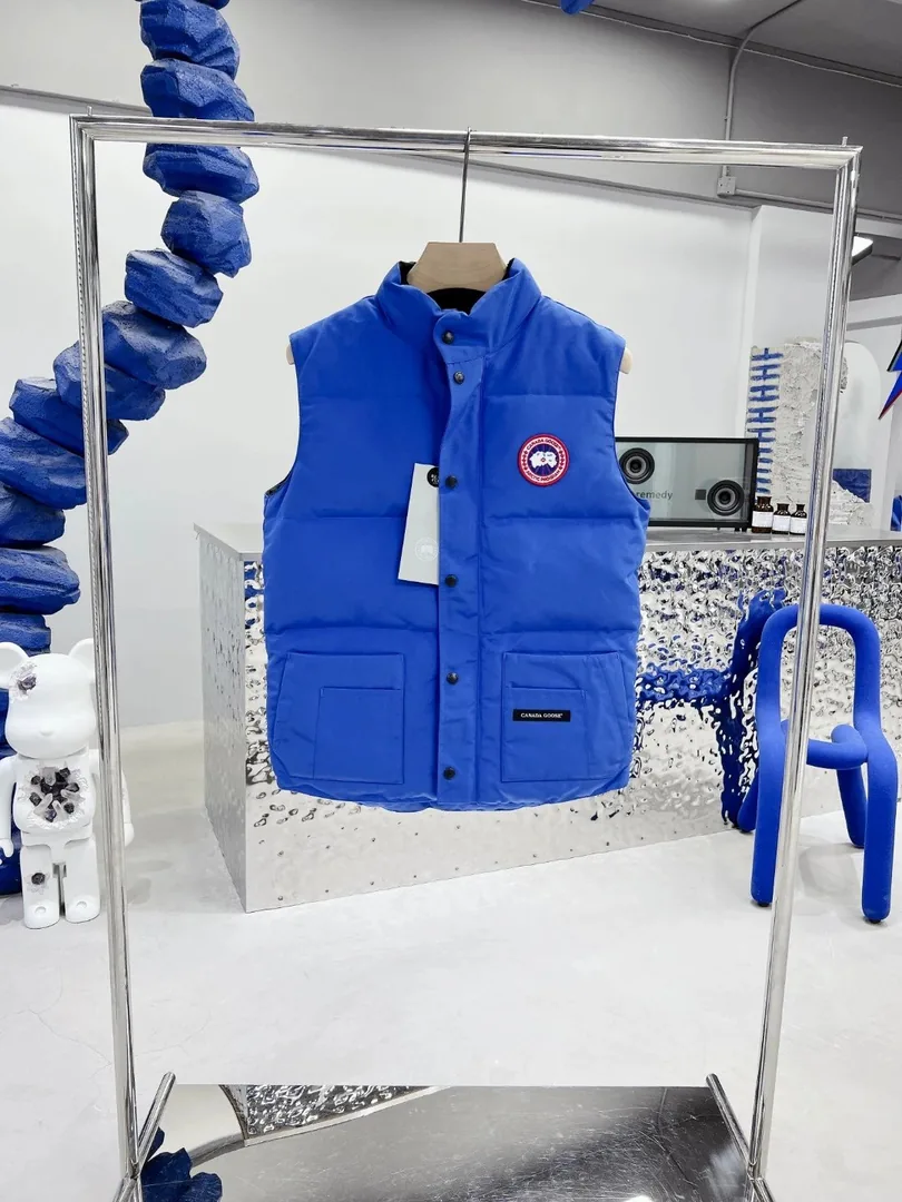 Couple Vest — QC