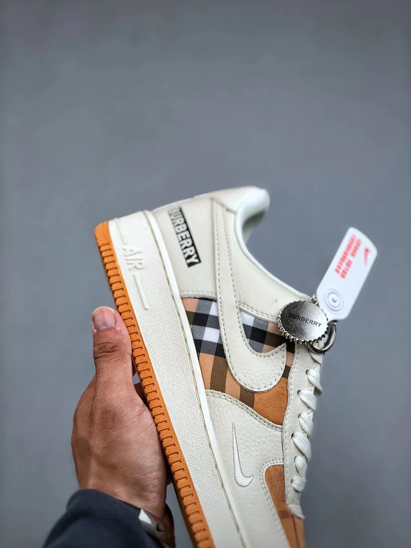Nike Air Force 1 '07 Low Collaboration — photo 8