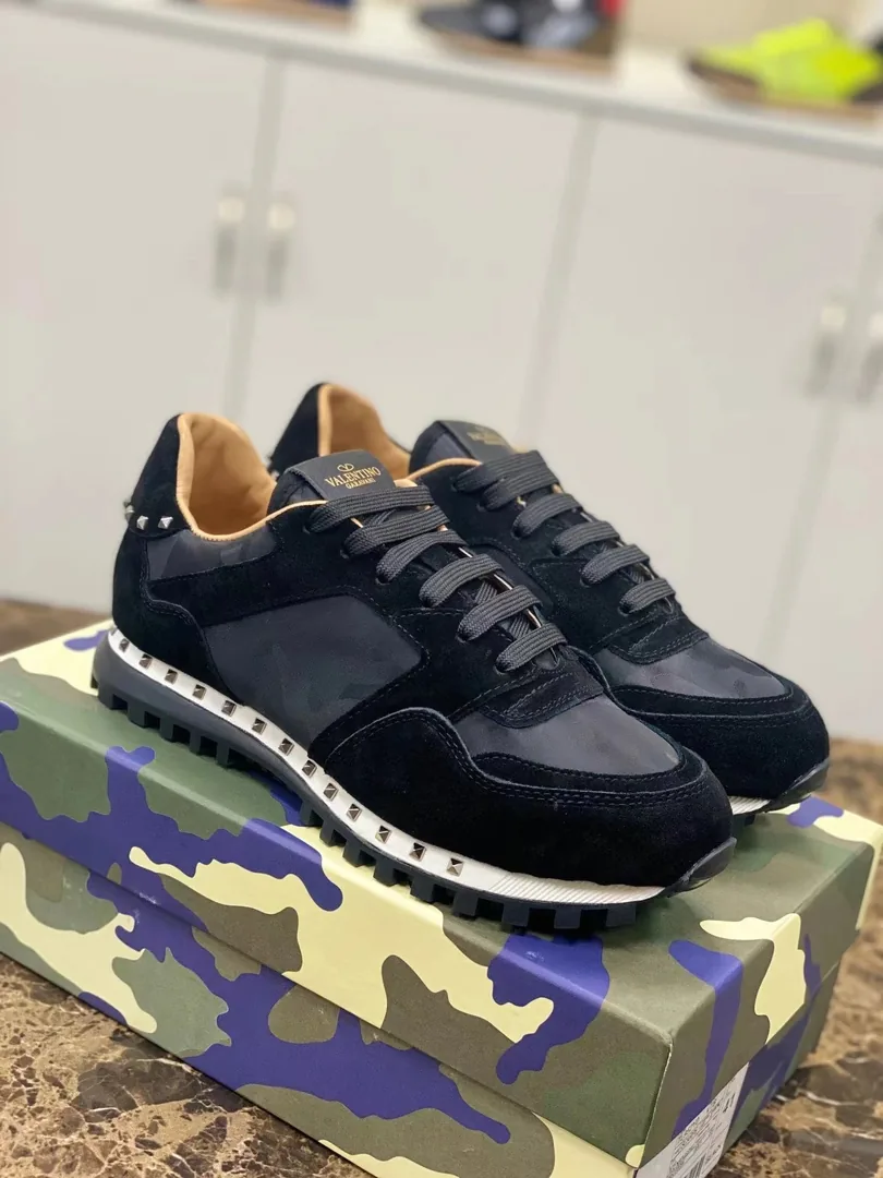 Valentino Rockrunner Stud Sole Sneaker — photo 2