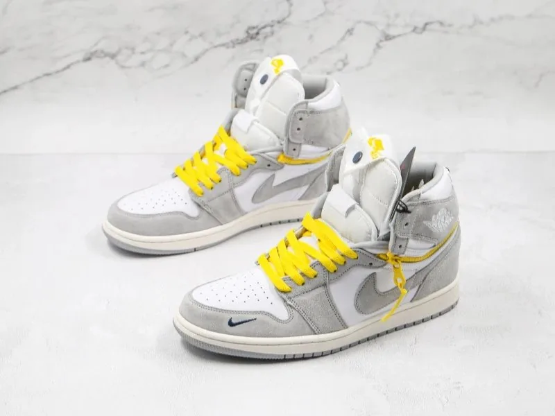 Air Jordan 1 High Smoke Grey — Photo 7