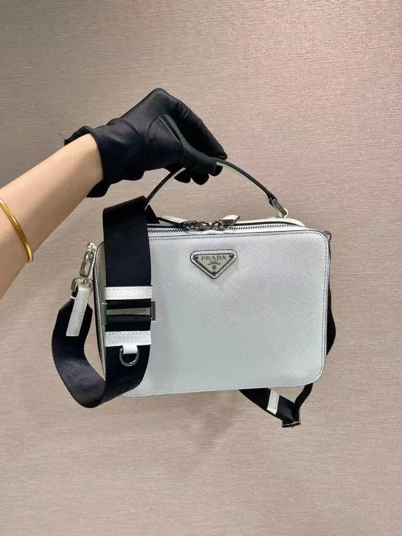 Prada Leather Bag — photo 5