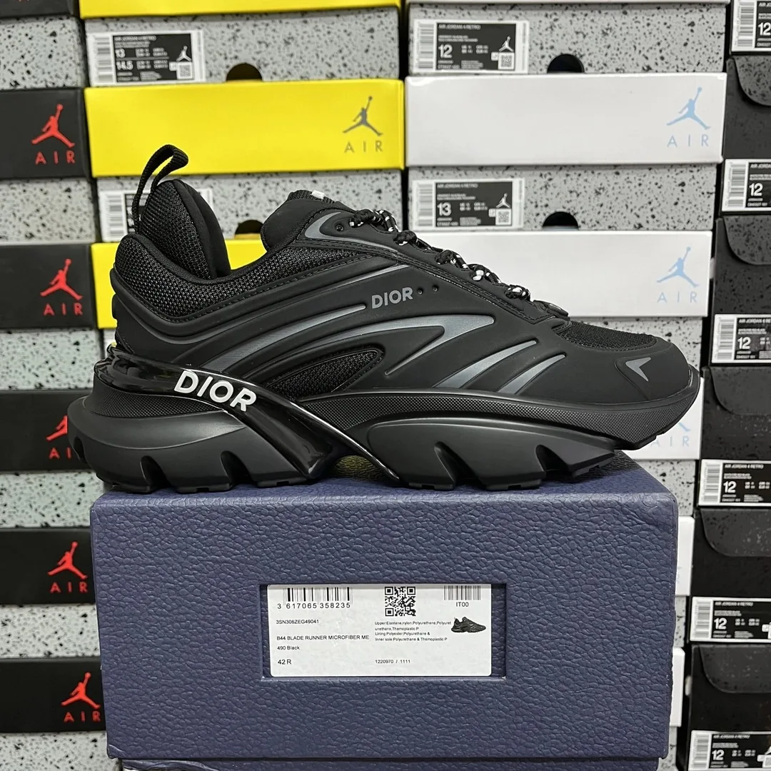 Dior White B-44 Blade Runners — Photo 2