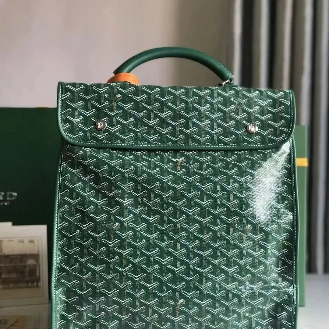 Street Style Travel Bag — Photo 8
