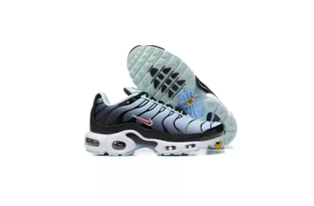 Nike Air Max Plus (TN) Trainers — Photo 6
