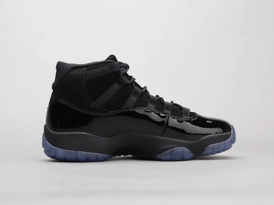 Air Jordan 11 Cap and Gown — photo 11
