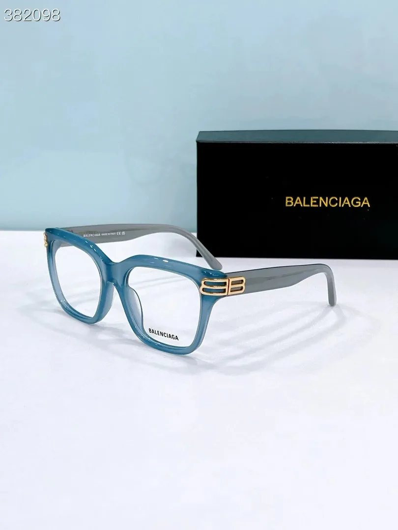 Balenciaga BB Logo Oversized Sunglasses — QC