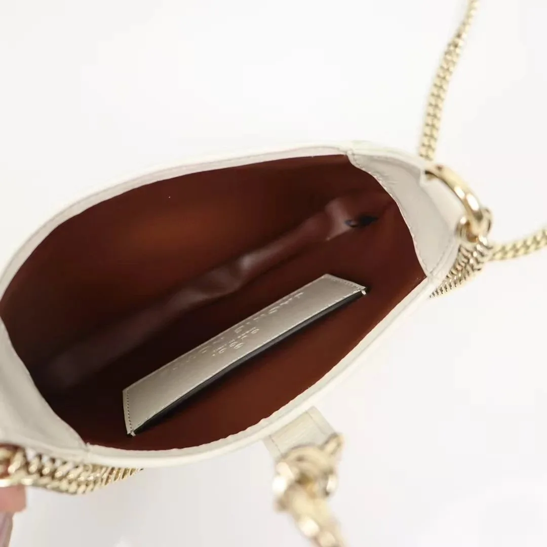 Gucci Leather Shoulder Bag — photo 8