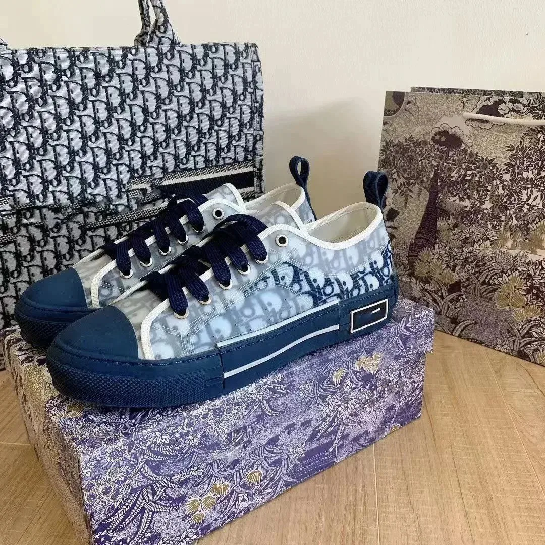 Dior B23 Grey Bee-Print Sneakers — Photo 7