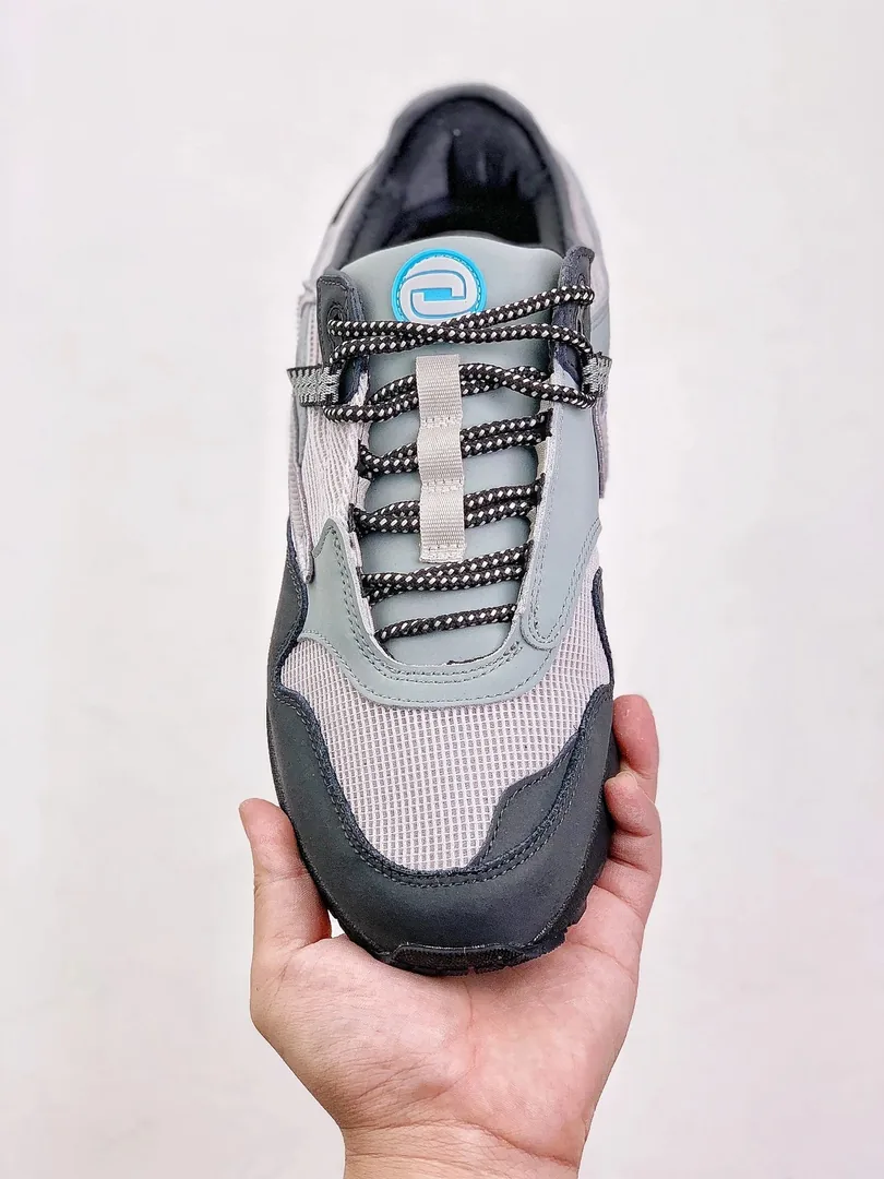 Nike Air Max 1 Cactus Jack — Photo 10