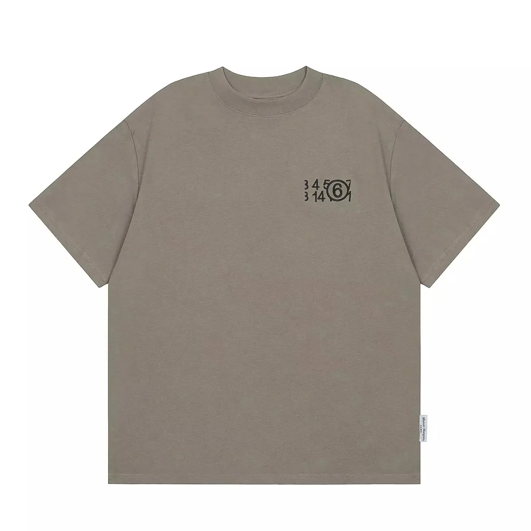 T-Shirt — Photo 6