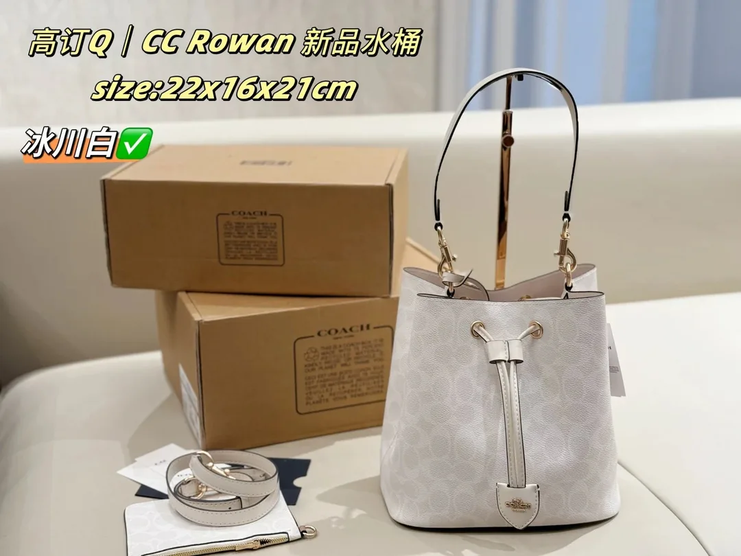Coach Bucket Bag — photo 7