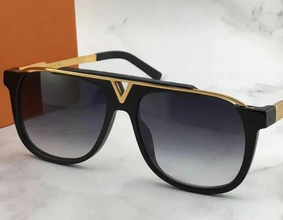 Accessory — Photo 8
