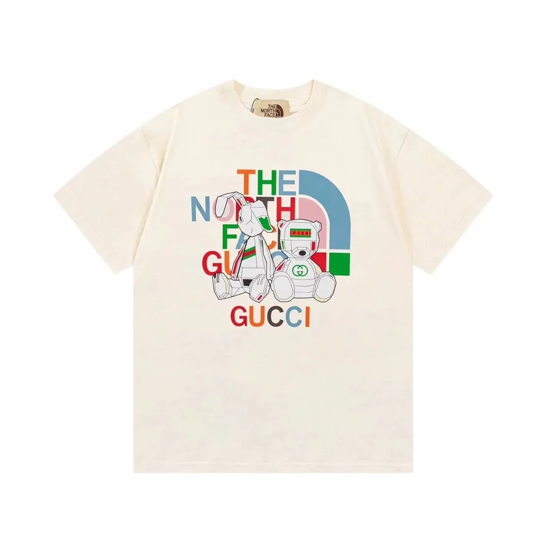 Gucci Circle Logo Print T-Shirt — Photo 11