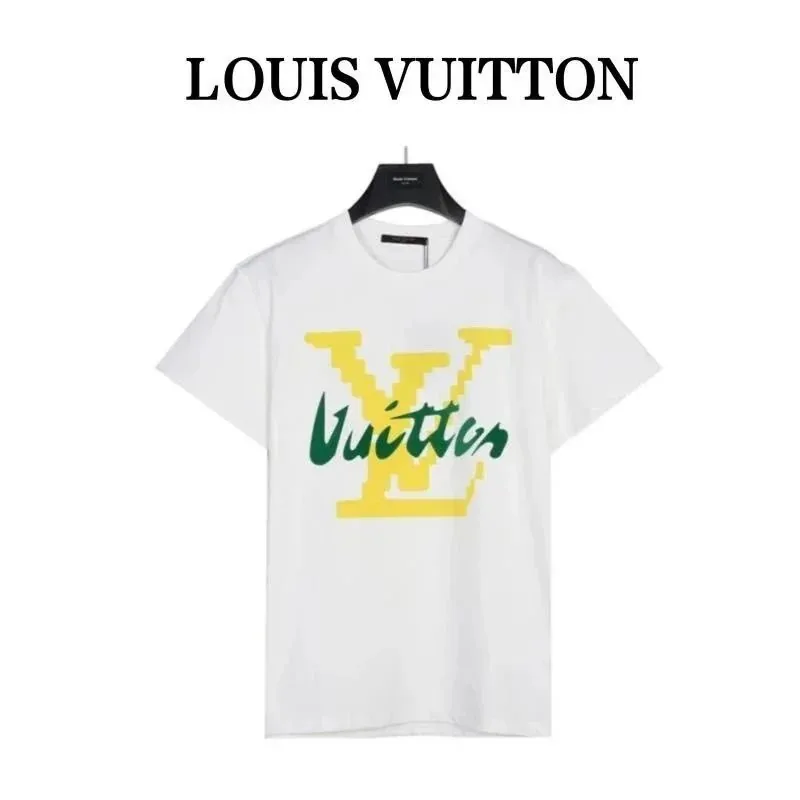 Louis Vuitton Watercolor Monogram T-Shirt — Photo 9