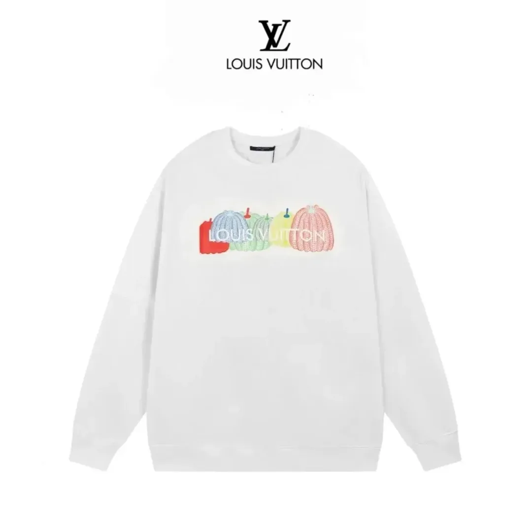 Louis Vuitton Graphic Sweatshirt Collection — Photo 14