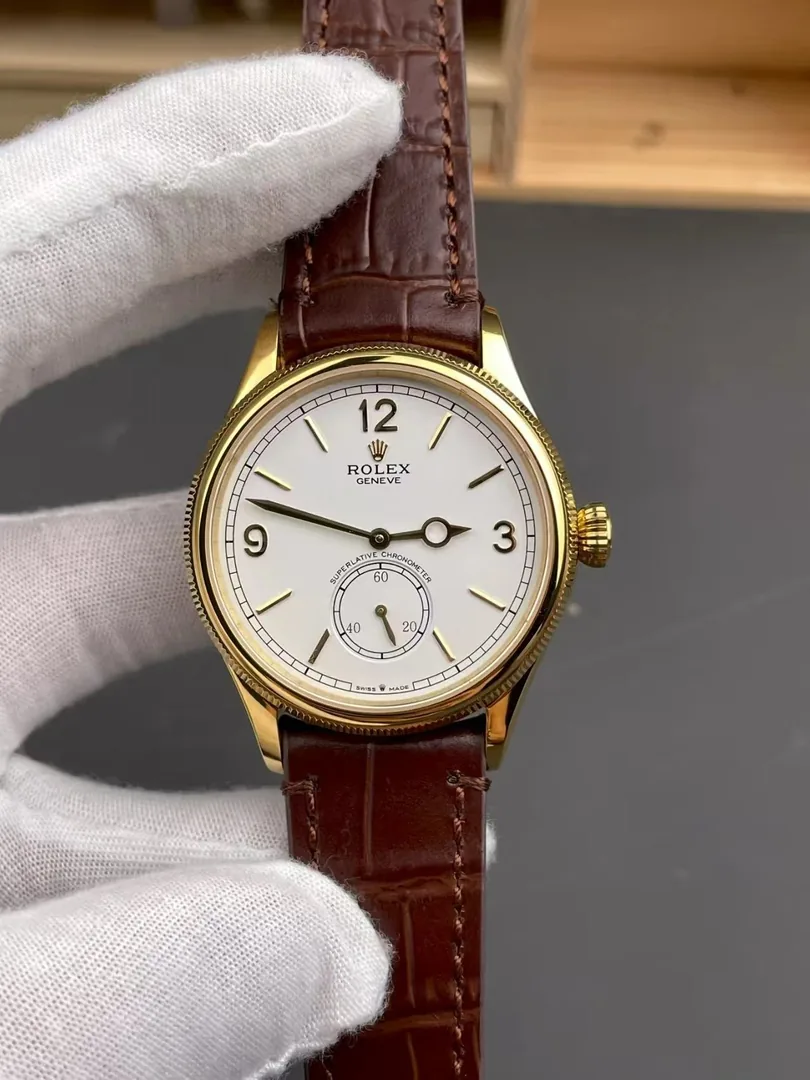 Automatic Movement Watch — Photo 9