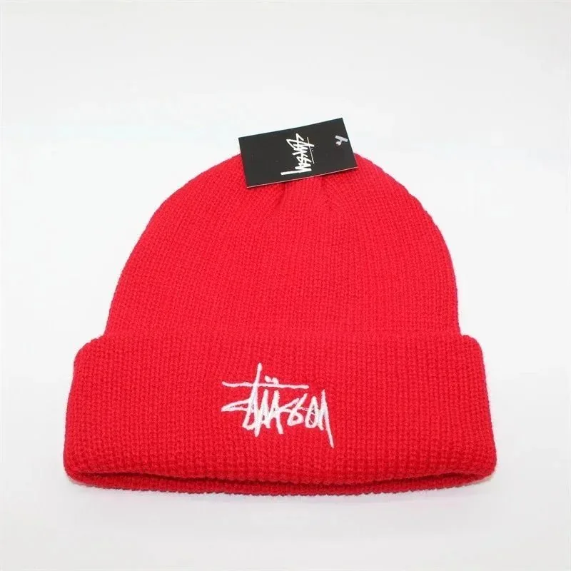 Script Logo Embroidered Beanie — Photo 9
