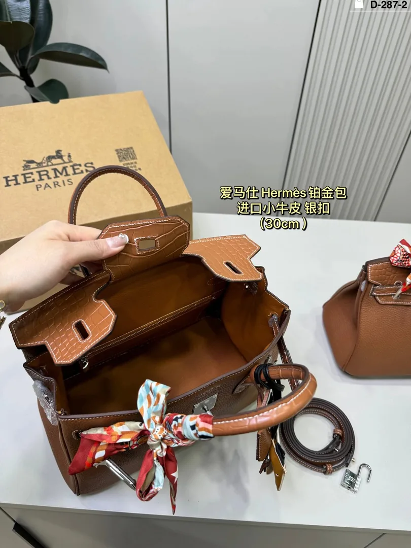 Hermes Birkin Touch Crocodile Trim Bag — Photo 15