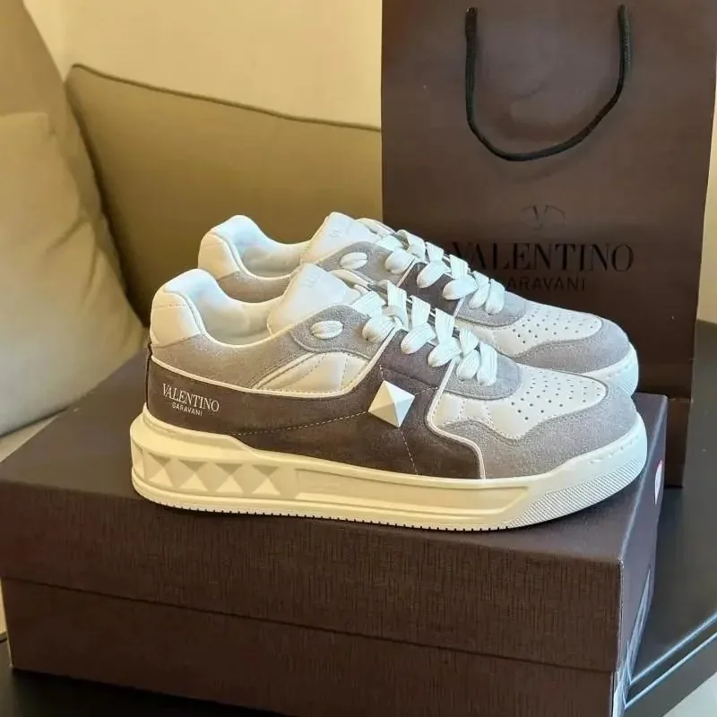 Valentino One Stud White Basic Trainers — photo 3