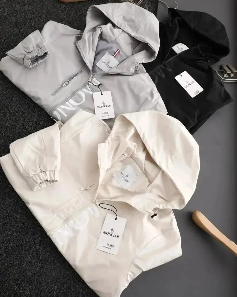 Moncler Logo Print Hooded Windbreaker — photo 8