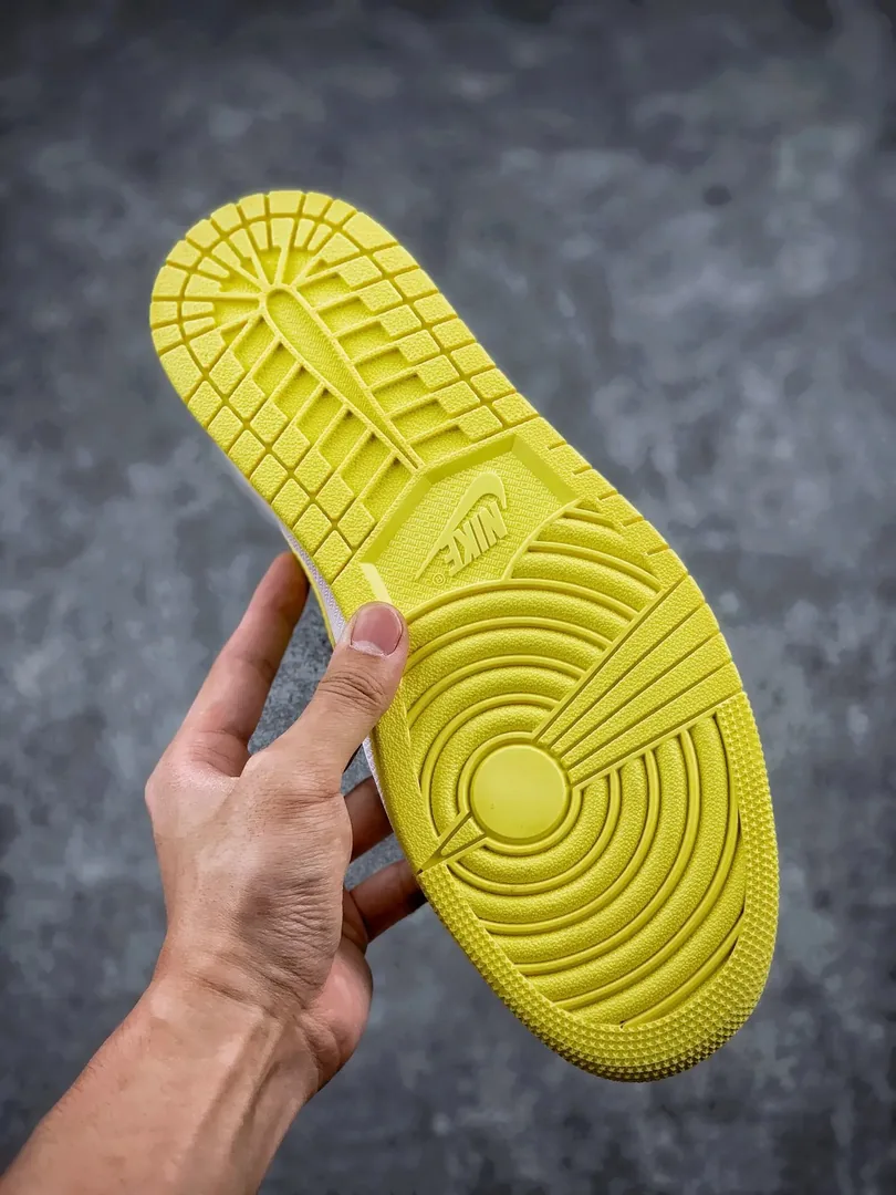 Air Jordan 1 High First Class Flight — photo 7