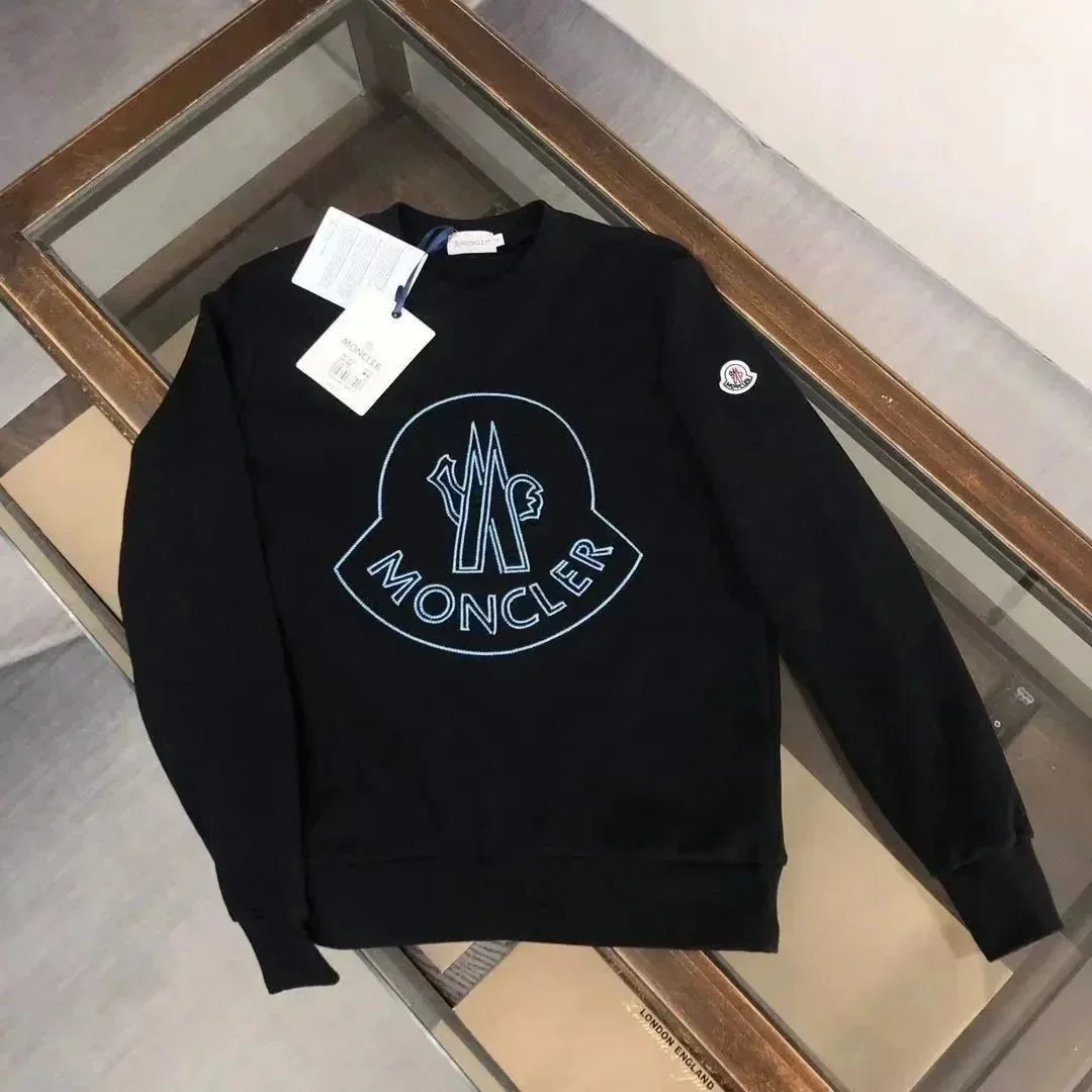 Autumn Winter Crewneck Sweatshirt — Photo 4