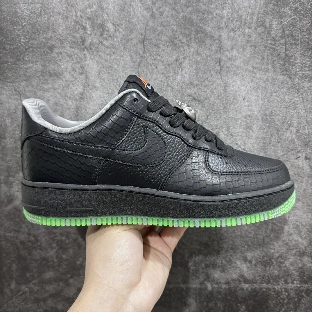Air Jordan 1 Halloween Black — QC
