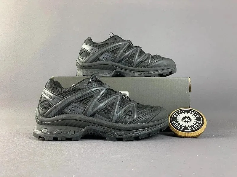 Salomon XT-6 Brown Lace-Up Trainers — Photo 13