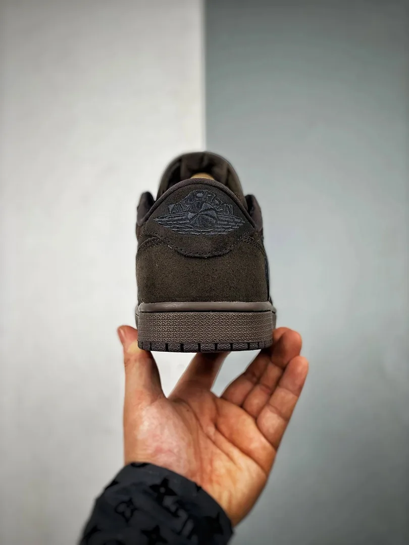Travis Scott Air Jordan 1 Mocha — QC