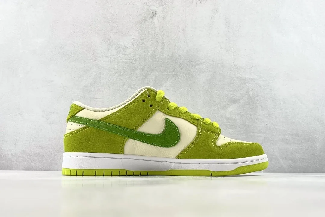 Nike Dunk Low SB Green Apple — QC