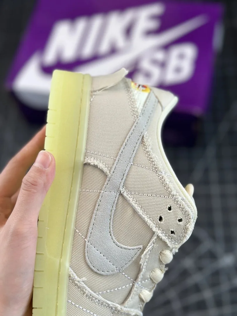 Nike SB Dunk Low Mary — photo 5