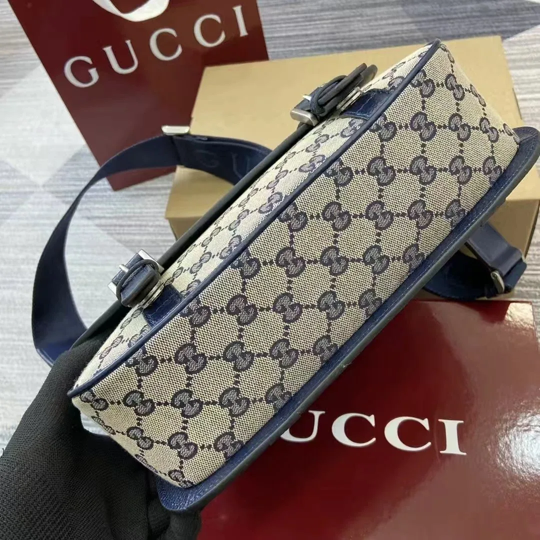 Gucci Crossbody Bag — Photo 5