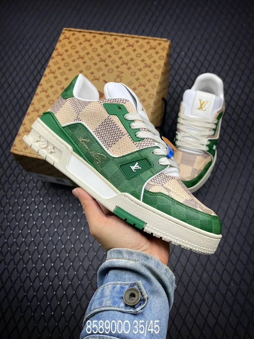 Louis Vuitton LV Trainer Low-Top Sneakers — photo 2