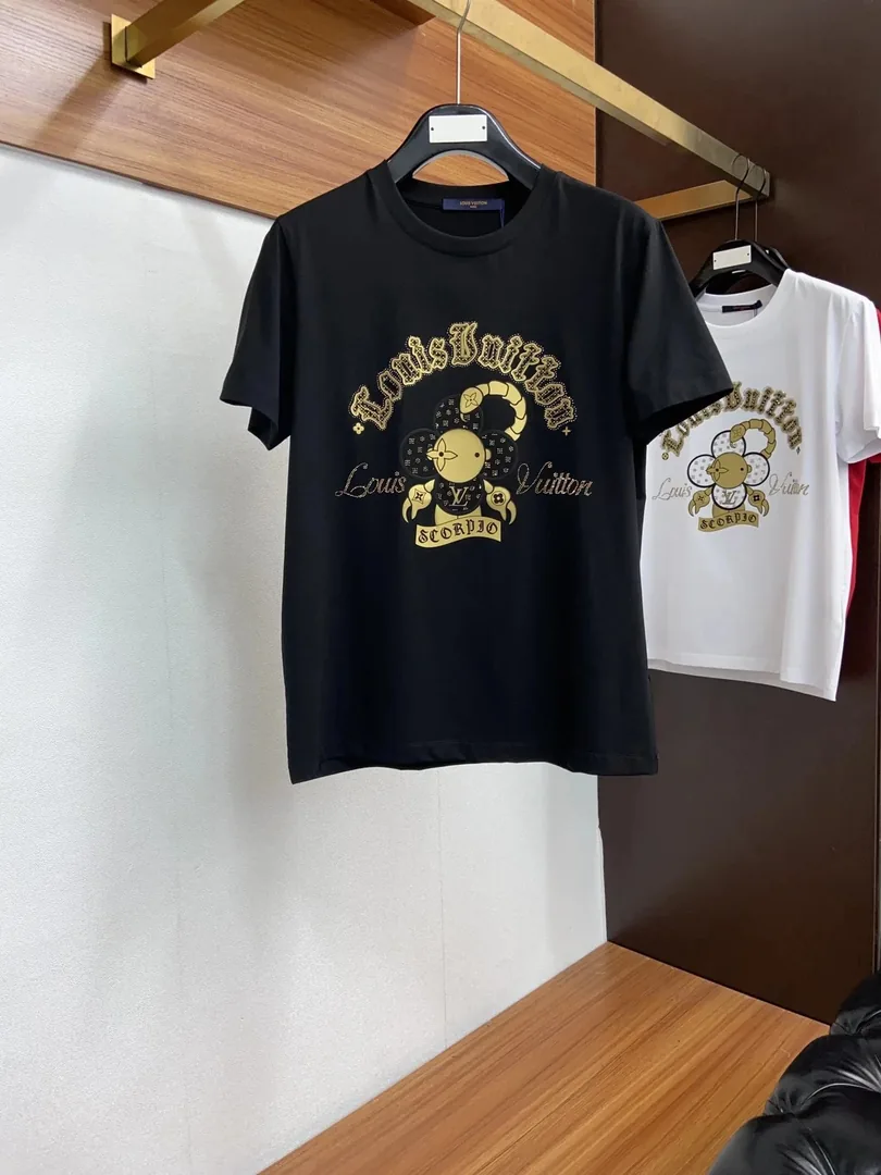 Burberry Short-Sleeve T-Shirt — photo 7