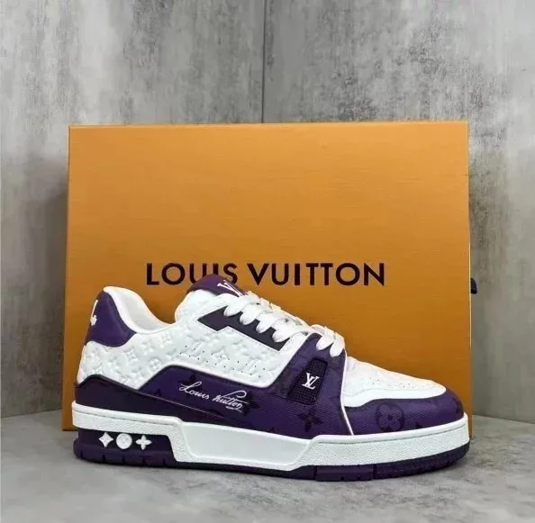 Louis Vuitton LV Trainer Beige Trainers — QC