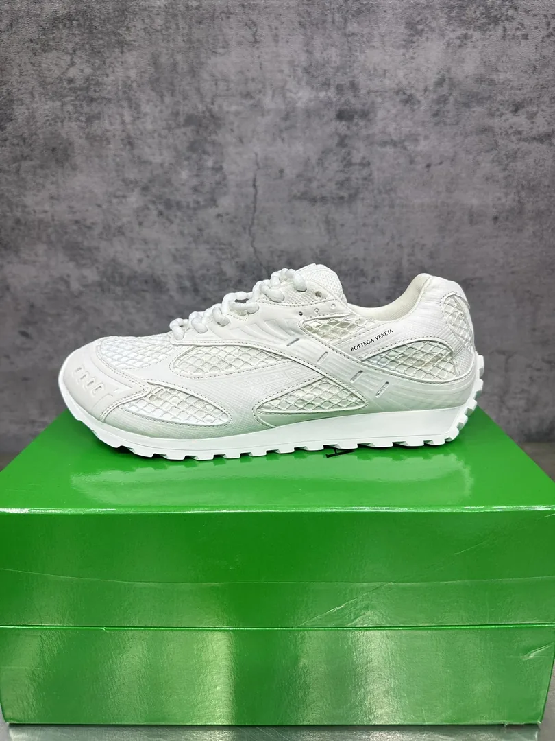 Bottega Veneta Orbit Pink Sneakers — Photo 10