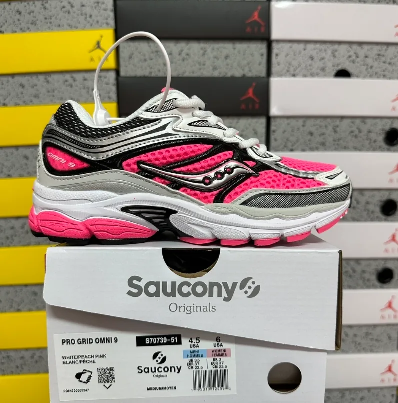 Saucony ProGrid Omni 9 Sneakers — Photo 8