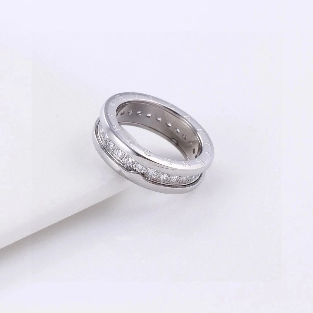 Pave Diamond Ring — Photo 6