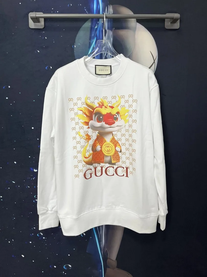 Chrome Hearts Graphic Sweatshirt Collection — Photo 15