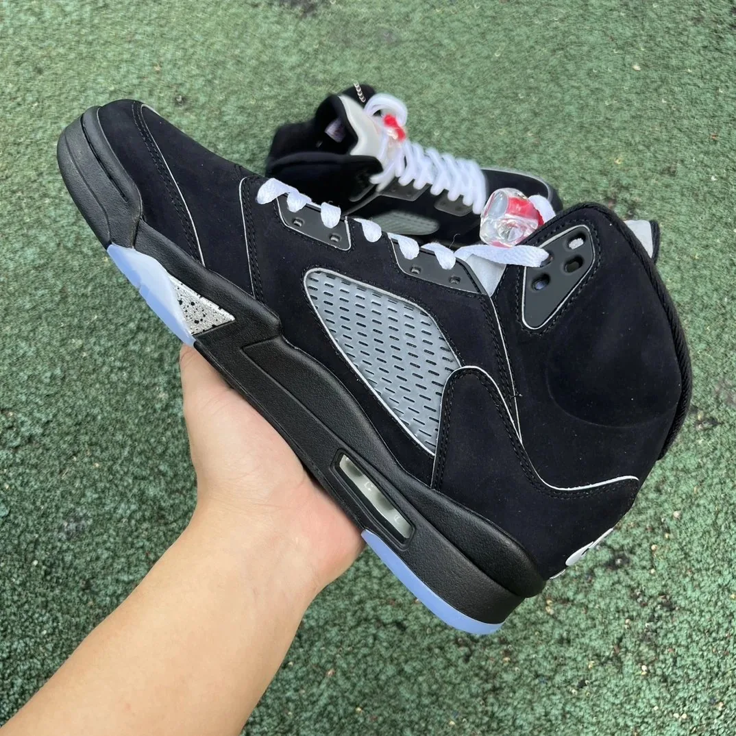Air Jordan 5 Black White — QC