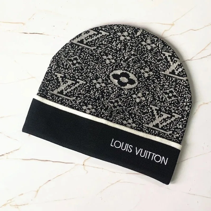 Gucci GG Monogram Knit Beanie Collection — photo 10